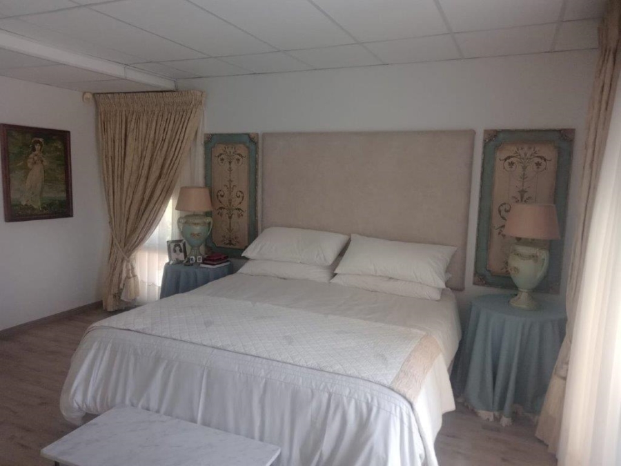 3 Bedroom Property for Sale in Wavecrest Eastern Cape